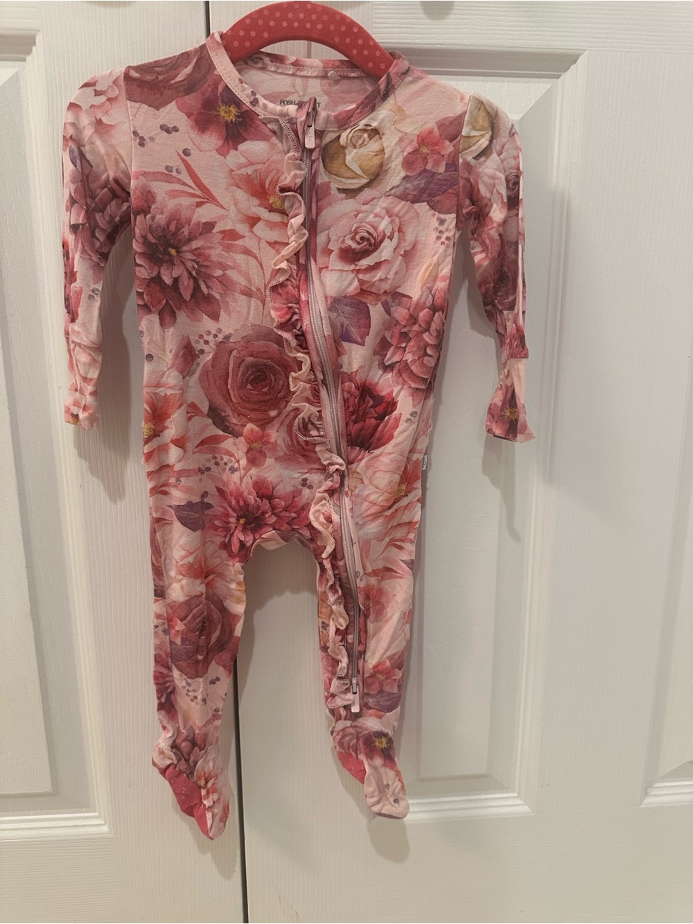Posh Peanut Pink Floral Ruffled Footed Sleeper 3-6 months Pajama With Zipper